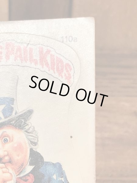 Topps社製のガーベッジペイルキッズの80’sヴィンテージカードシール