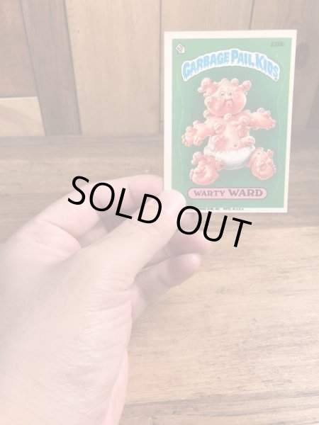 トップス社製のガーベッジペイルキッズの80年代ビンテージステッカーカード