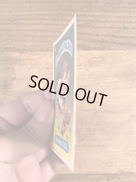 トップス社製のガーベッジペイルキッズの80年代ビンテージステッカーカード