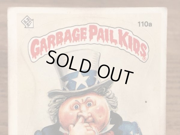 トップス社製のガーベッジペイルキッズの80年代ビンテージステッカーカード