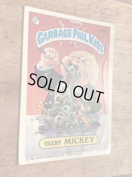 トップス社製のガーベッジペイルキッズの80年代ビンテージステッカーカード
