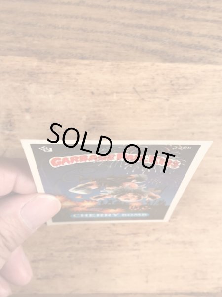 Topps社製のガーベッジペイルキッズの80’sヴィンテージカードシール