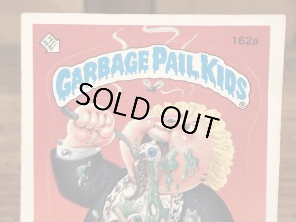 トップス社製のガーベッジペイルキッズの80年代ビンテージステッカーカード