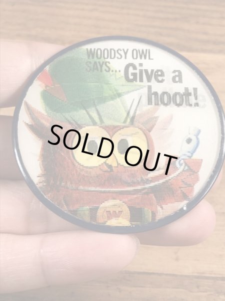 アドバタイジングキャラクターのWoodsy Owlの60〜70’sヴィンテージレンチキュラー缶バッチ