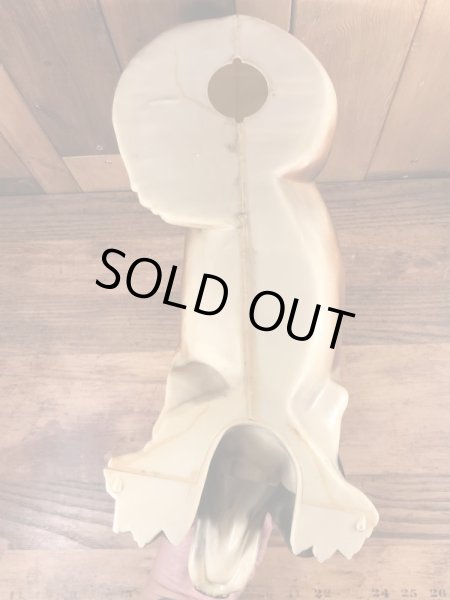 企業キャラクターのFlying A“アクセルロッド”の60年代ビンテージ貯金箱フィギュア