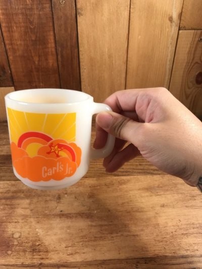 画像3: Glasbake “Carl's Jr.” Milk Glass Mug　カールスジュニア　ビンテージ　マグカップ　グラスベイク　70年代