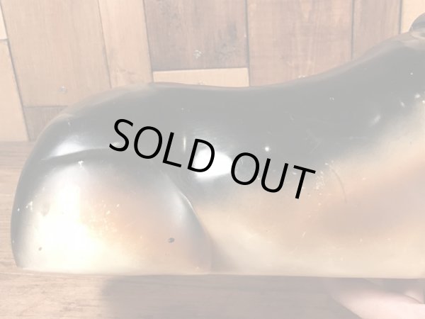 アドバタイジングキャラクターのFlying A“Axelrod”の60’sヴィンテージコインバンクドール