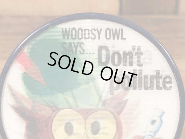 企業キャラクターのウッジーオウルの60〜70年代ビンテージレンチキュラーバッジ