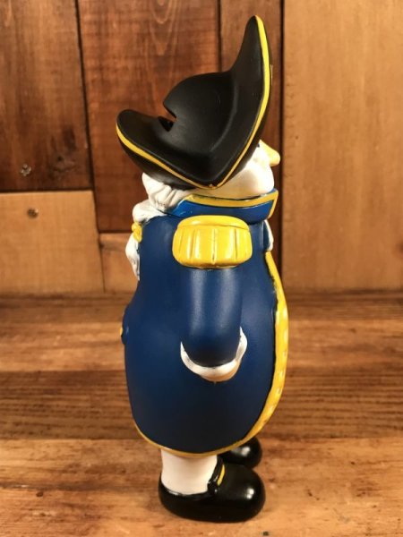 企業キャラクターのアドミラルグループの80年代ビンテージ貯金箱ドール