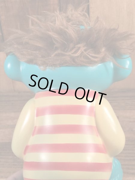 Animals Plus社製のアーニーの70年代ビンテージ貯金箱フィギュア