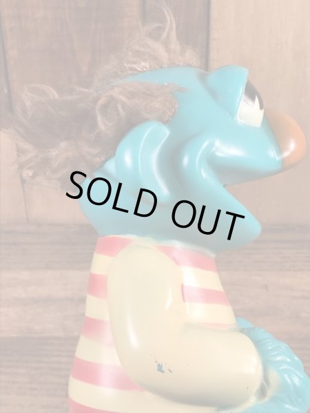 Animals Plus社製のアーニーの70年代ビンテージ貯金箱フィギュア