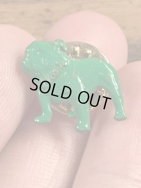 アドバタイジングキャラクターのマックトラックの70年代ビンテージピンバッジ