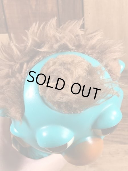 Animals Plus社製のアーニーの70年代ビンテージ貯金箱フィギュア