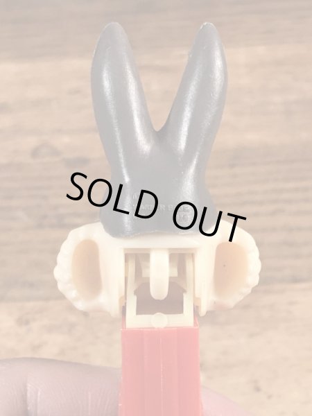 Looney Tunesのバッグスバニーの70〜80’sヴィンテージ足無しPezディスペンサー