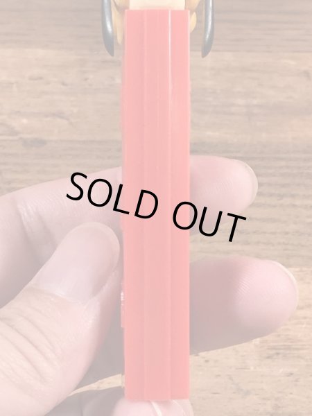 Disneyキャラクターのプルートの60〜70'sヴィンテージ足無しPezディスペンサー