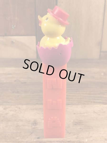 イースターのChick in Eggの60〜70’sヴィンテージ足無しPezディスペンサー