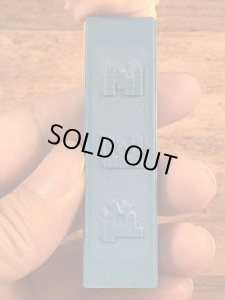 Disneyキャラクターの3匹のこぶたの60〜70'sヴィンテージ足無しPezディスペンサー