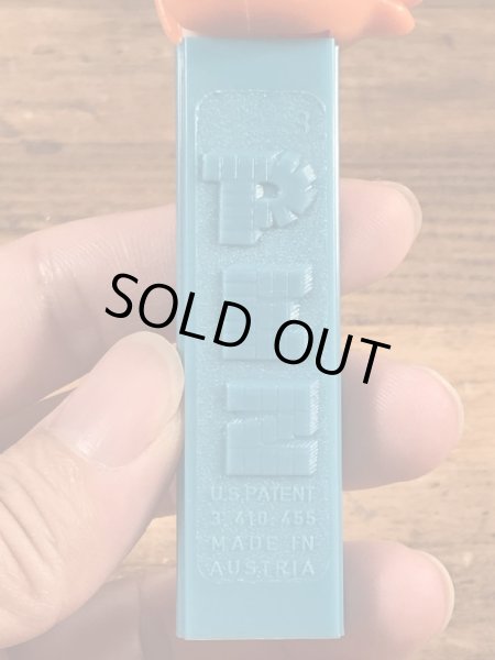 アニマルシリーズのGiraffeの60〜70’sヴィンテージ足無しPezディスペンサー