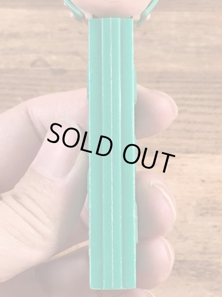 Disneyキャラクターのジミニークリケットの60〜70'sヴィンテージ足無しPezディスペンサー