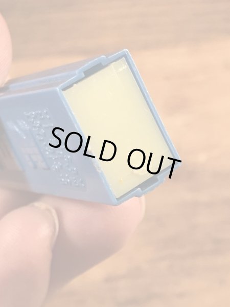 Disneyキャラクターの3匹のこぶたの60〜70'sヴィンテージ足無しPezディスペンサー