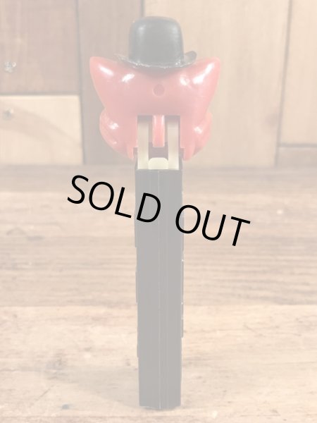 アニマルシリーズのCat with Derbyの50~60’sヴィンテージ足無しPezディスペンサー