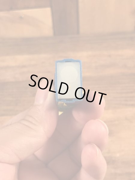 Looney Tunesのダフィーダックの70’sヴィンテージ足無しPezディスペンサー