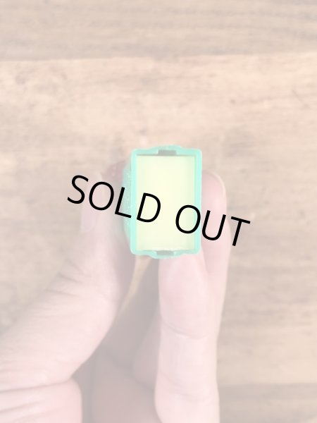 アニマルシリーズのLil Lionの60〜70’sヴィンテージ足無しPezディスペンサー