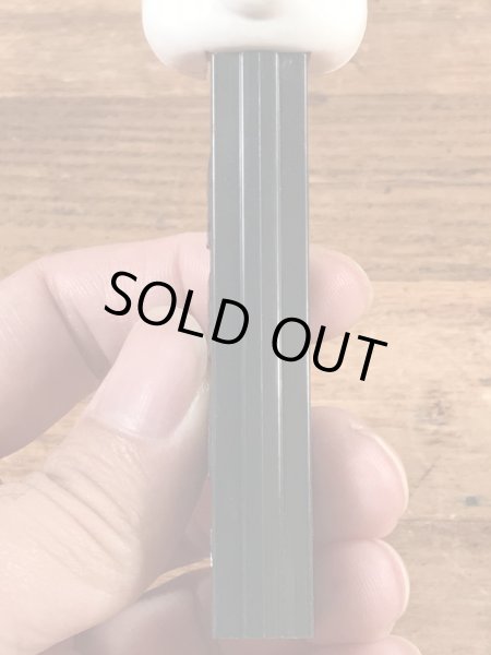 アニマルシリーズのパンダの70’sヴィンテージ足無しPezディスペンサー