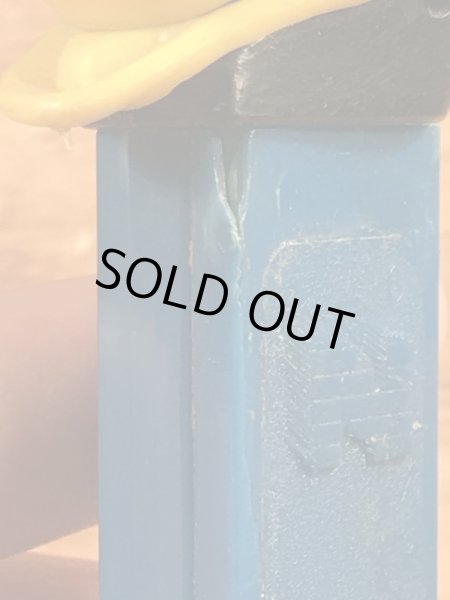 Looney Tunesのダフィーダックの70’sヴィンテージ足無しPezディスペンサー