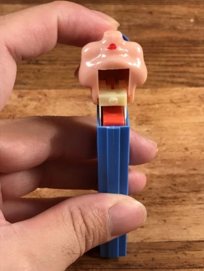 画像1: Disney “Three Little Pigs” No Feet Pez Dispenser　3匹のこぶた　ビンテージ　ペッツ　足無し　ディズニー　60〜70年代