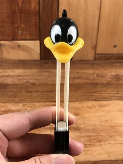 画像2: Looney Tunes “Daffy Duck” No Feet Pez Dispenser　ダフィーダック　ビンテージ　ペッツ　足無し　ルーニーテューンズ　70年代