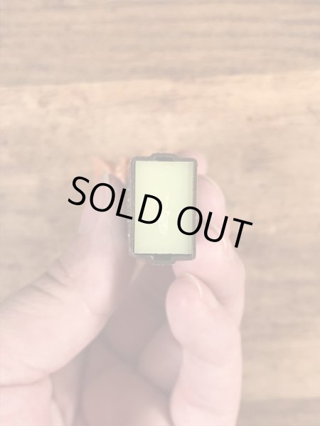 Disneyキャラクターのバンビの70〜80'sヴィンテージ足無しPezディスペンサー