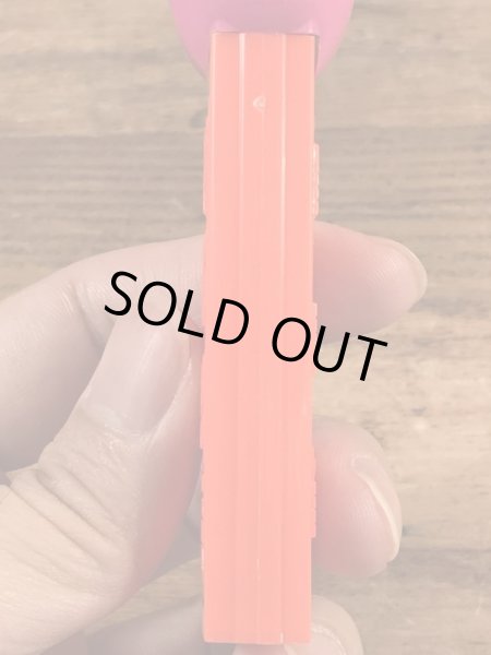 イースターのChick in Eggの60〜70’sヴィンテージ足無しPezディスペンサー