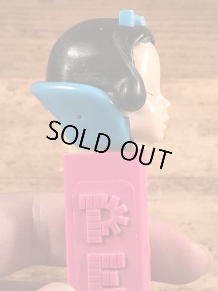 ディズニーキャラクターの白雪姫の60年代ビンテージ足無しペッツ