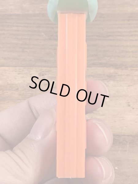 アニマルシリーズのワニの50~60’sヴィンテージ足無しPezディスペンサー