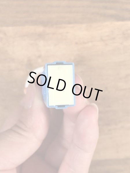 ヒューマンシリーズのDoctorの60〜70’sヴィンテージ足無しPezディスペンサー