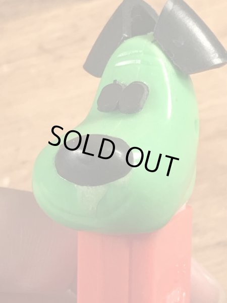 アニマルシリーズのYappy Dogの60〜70’sヴィンテージ足無しPezディスペンサー