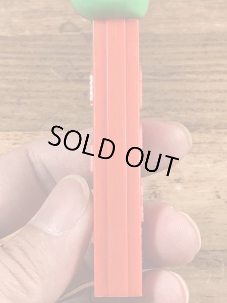 アニマルシリーズのYappy Dogの60〜70’sヴィンテージ足無しPezディスペンサー