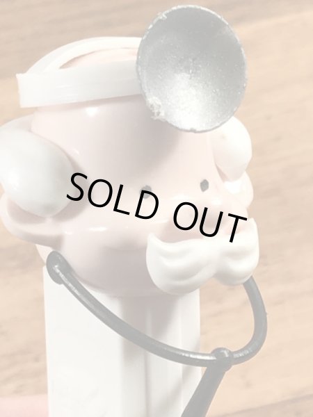 ヒューマンシリーズのDoctorの60〜70’sヴィンテージ足無しPezディスペンサー