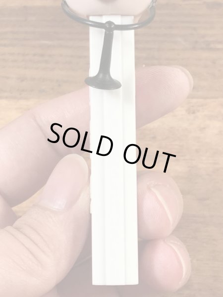 ヒューマンシリーズのDoctorの60〜70’sヴィンテージ足無しPezディスペンサー