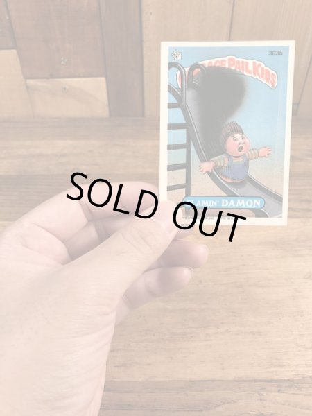 Topps社製のガーベッジペイルキッズの80’sヴィンテージカードシール