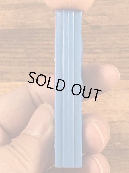 ヒューマンシリーズのDoctorの60〜70’sヴィンテージ足無しPezディスペンサー