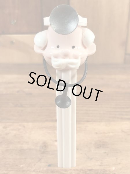 ヒューマンシリーズのDoctorの60〜70’sヴィンテージ足無しPezディスペンサー