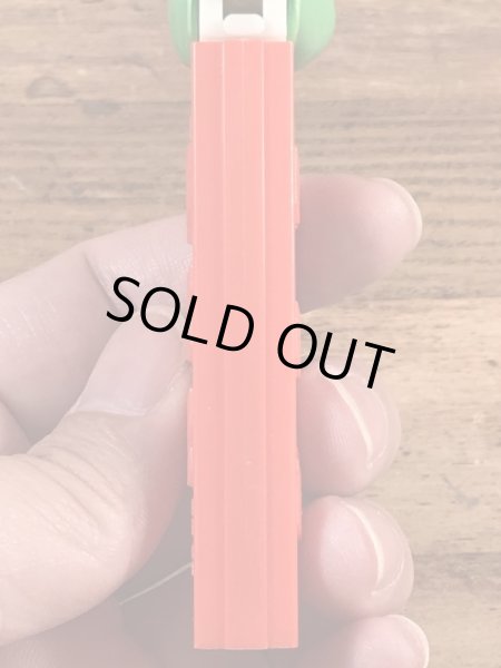 アニマルシリーズのYappy Dogの60〜70’sヴィンテージ足無しPezディスペンサー