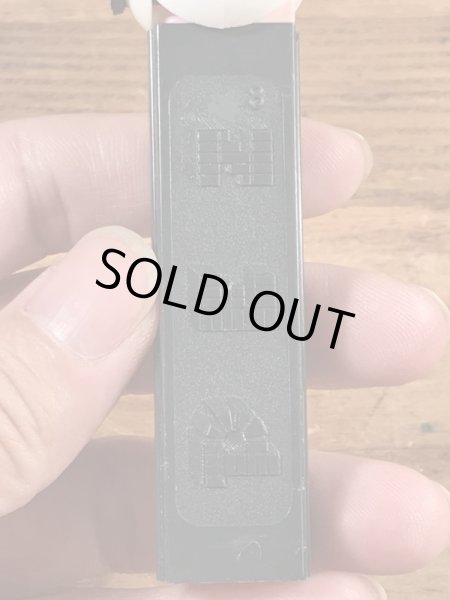 黒色のスノーマンの70’sヴィンテージ足無しPezディスペンサー