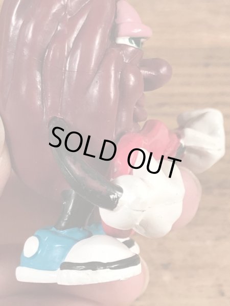 企業キャラクターのカリフォルニアレーズンズの80’sヴィンテージPVCフィギュア