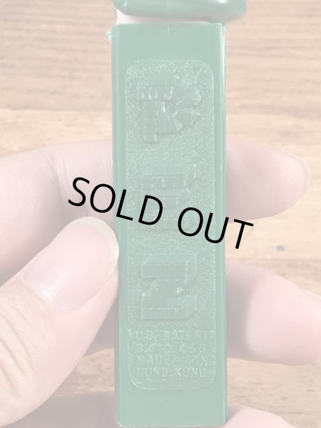 マーベルヒーローのIncredible Hulkの60〜70’sヴィンテージ足無しPezディスペンサー