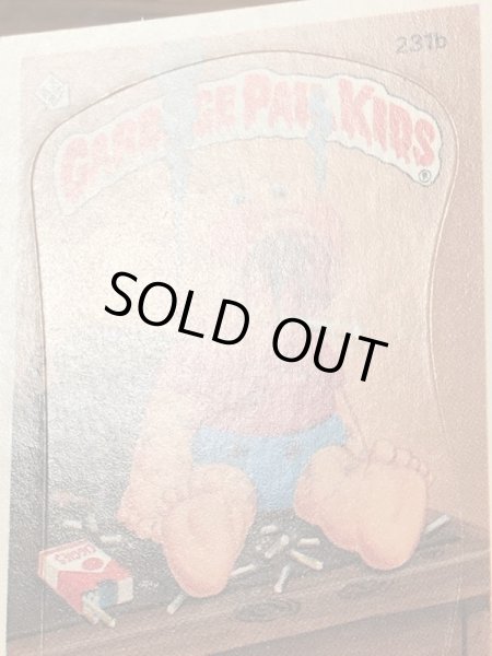 トップス社製のガーベッジペイルキッズの80年代ビンテージステッカーカード