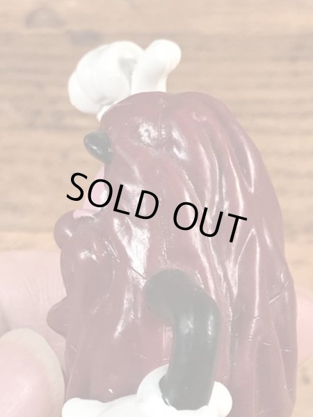 企業キャラクターのカリフォルニアレーズンの80年代ビンテージPVCフィギュア