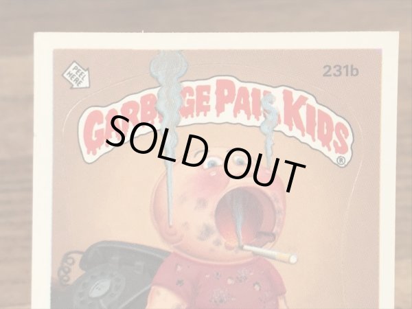 トップス社製のガーベッジペイルキッズの80年代ビンテージステッカーカード